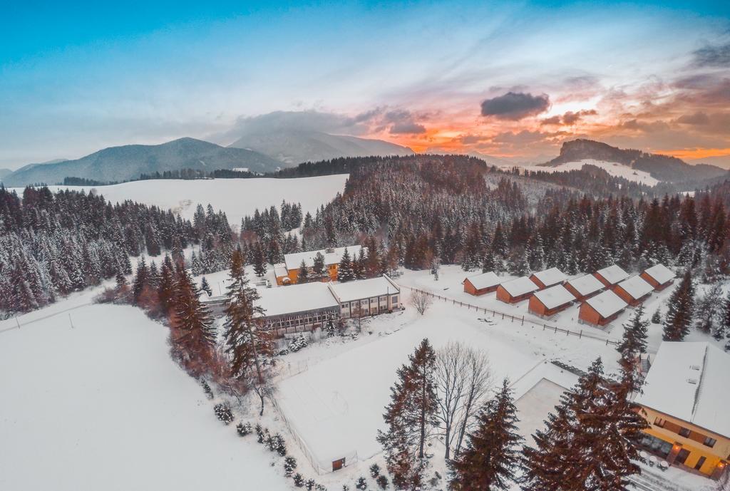 Holiday Park Orava Apartments Alsókubin Kültér fotó